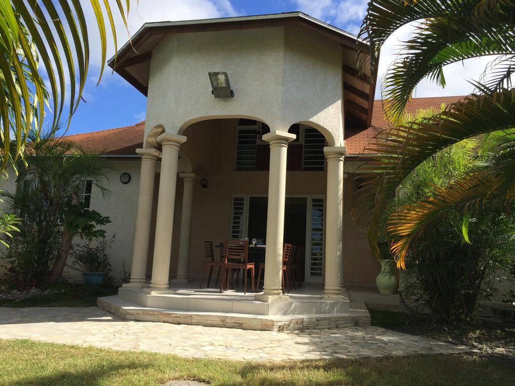 La Villa Emeraude 04 Etoiles Saint-Francois  Exterior photo